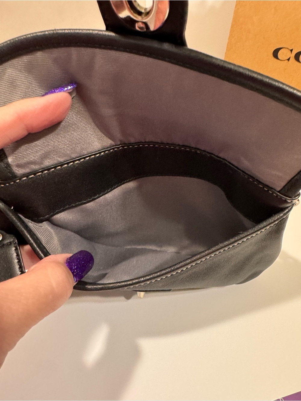 Coach Legacy Y2K Turnlock Leather Wristlet - Picture 9 of 9
